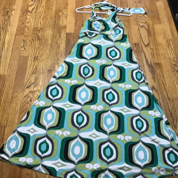 Halter dress - Picture 2 of 6